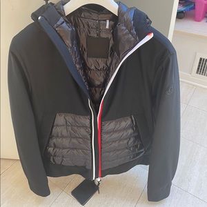 Black size 3 MONCLER men’s jacket